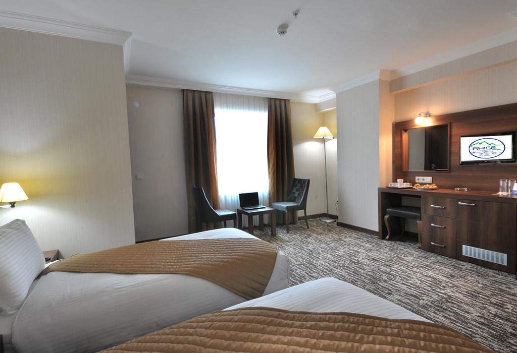 Rhiss Hotel Bostanci Istanbul Exteriör bild